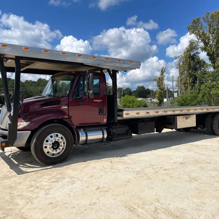 2012 INTERNATIONAL DURASTAR 4300