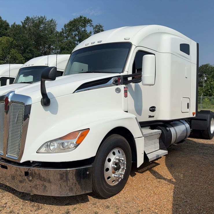 2022 KENWORTH T680