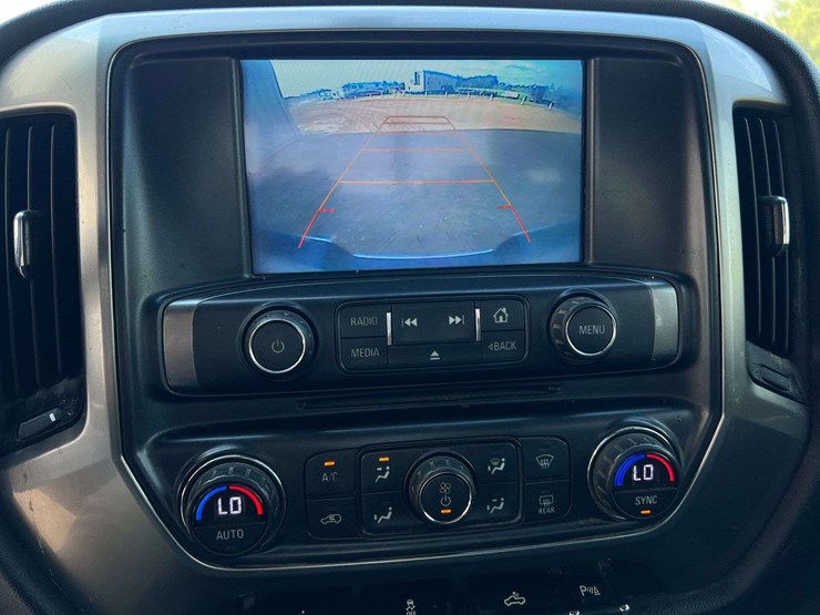 2017-chevrolet-silverado-1500-image-34