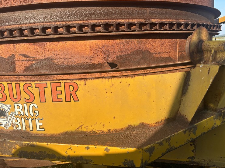 hay-buster-big-bite-tub-grinder-image-3