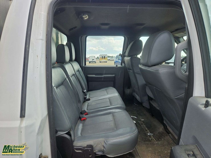 2015-ford-f550-image-17
