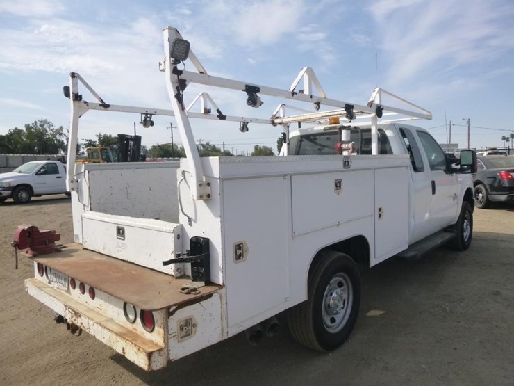 2012-ford-f350-image-4