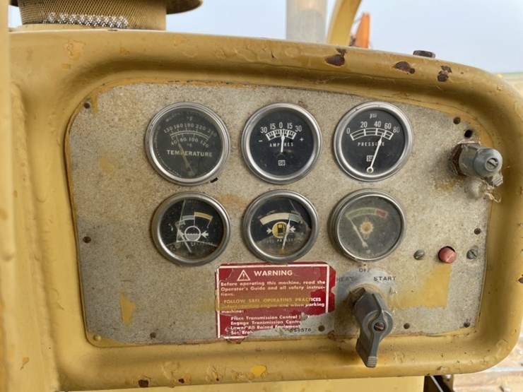 1972-caterpillar-d7f-image-28