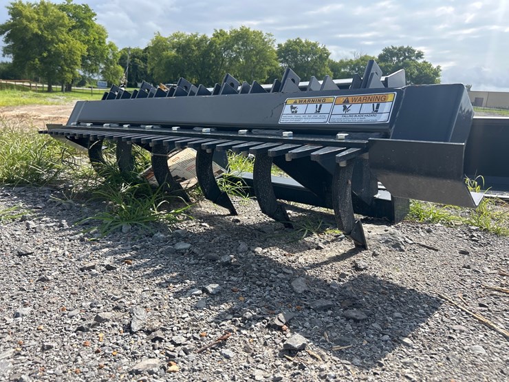 #69-•-six-shank-skid-steer-ripper-image-2