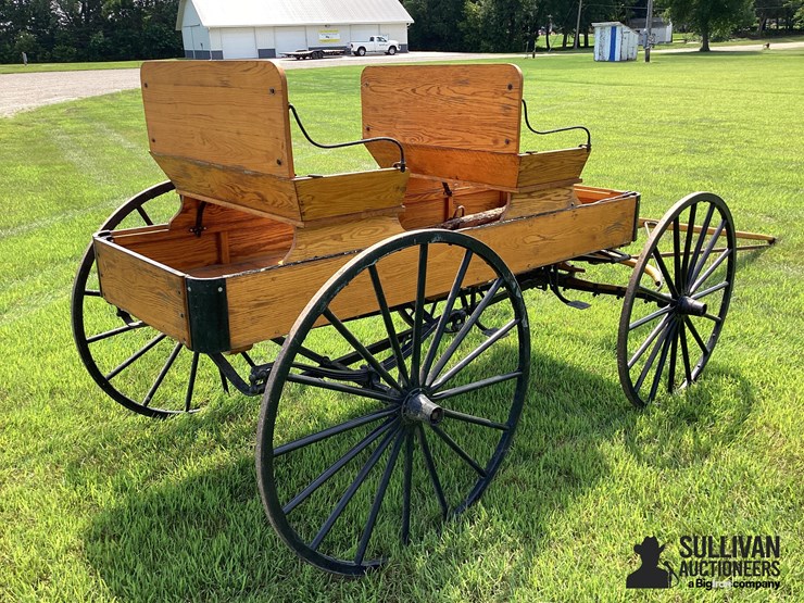 2-seat-horse-drawn-spring-wagon-image-5