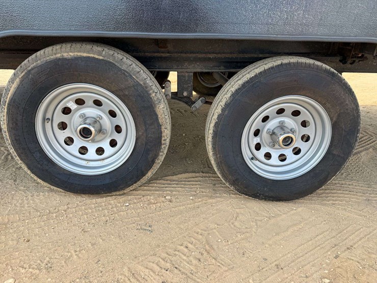 2021-keystone-bumper-pull-camper-image-13