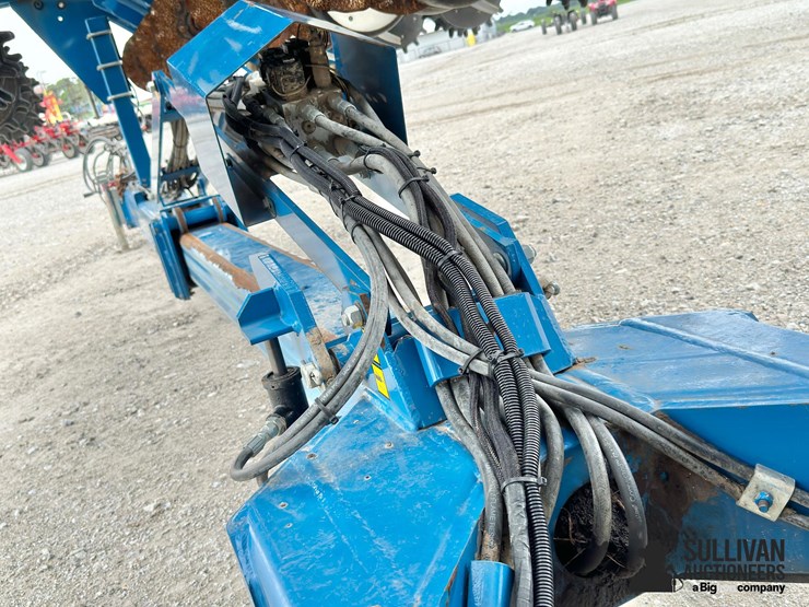 2008-kinze-3600-image-13
