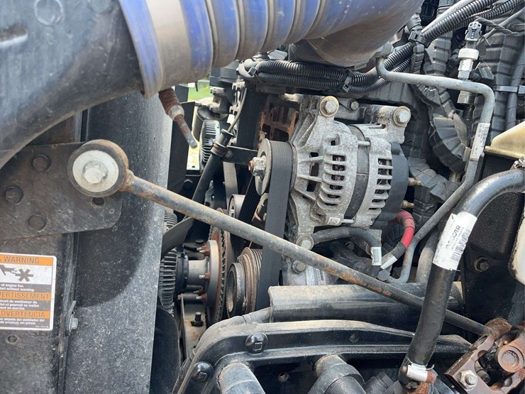 2022-kenworth-t680-image-36