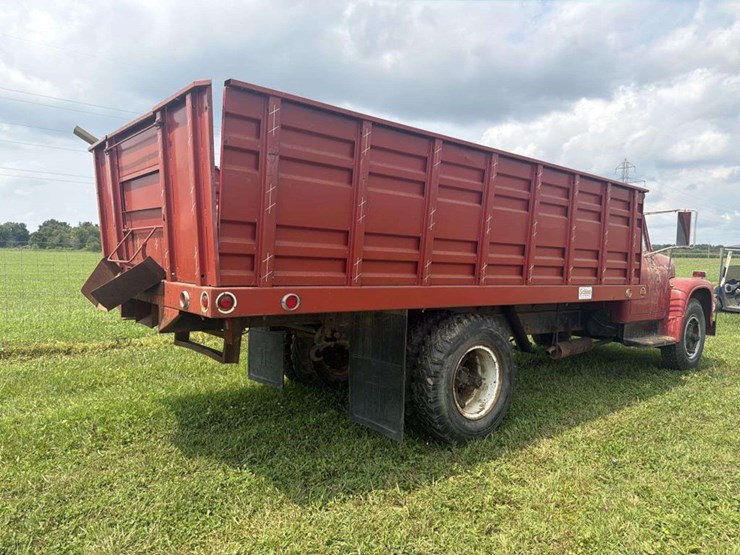 1968-international-loadstar-image-4
