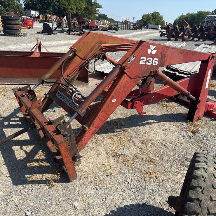 MASSEY-FERGUSON 236