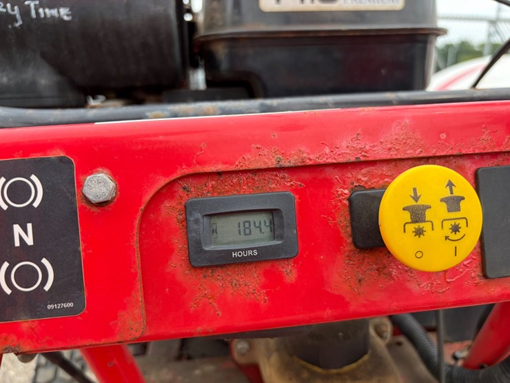gravely-proqxt-image-5