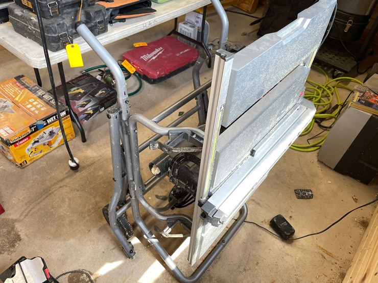 #10116-•-rigid-table-saw-on-rolling-stand-image-2