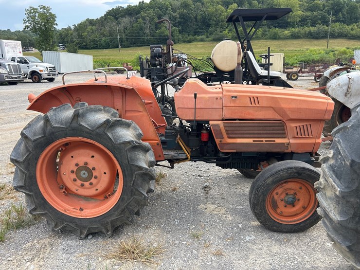 kubota-l3001-image-1