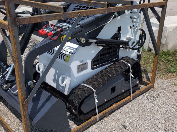 zjg-mini-skid-steer-loader-zj-380-(white)---15hp-image-5