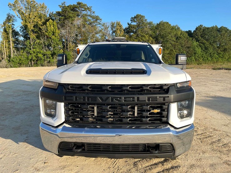 2021-chevrolet-silverado-3500-image-5