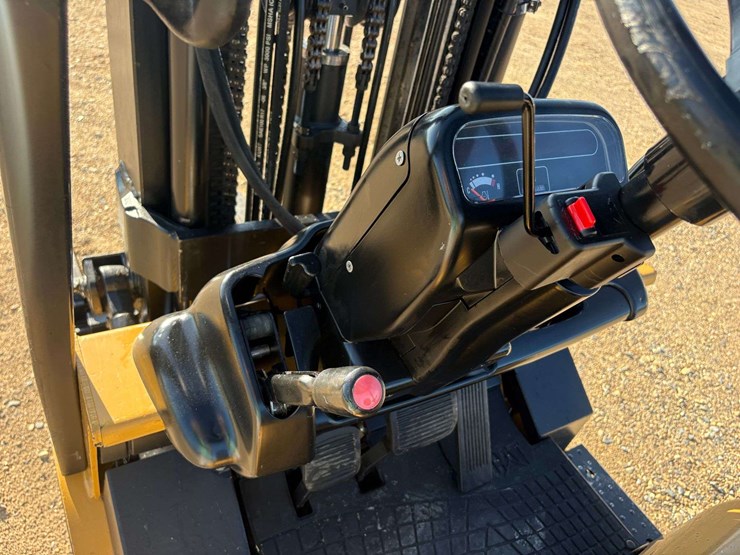 caterpillar-gc25k-image-16