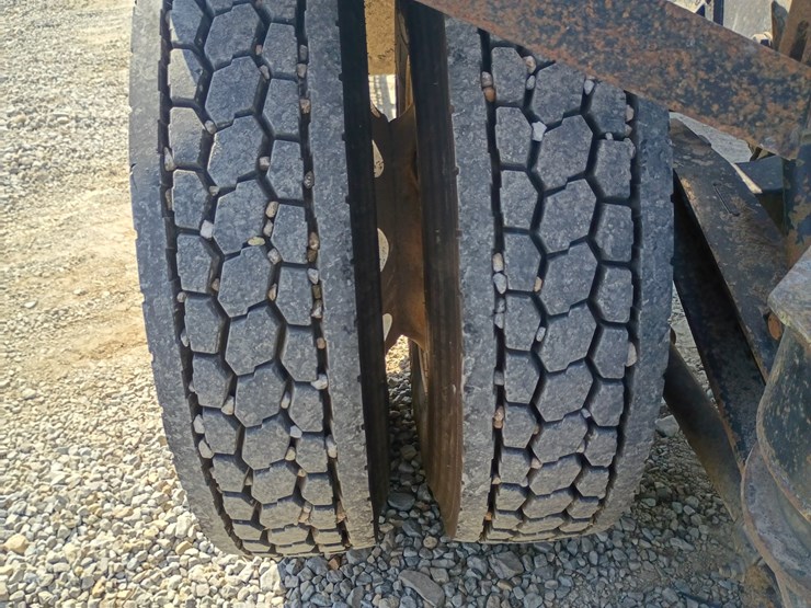 2014-western-star-4900-image-102