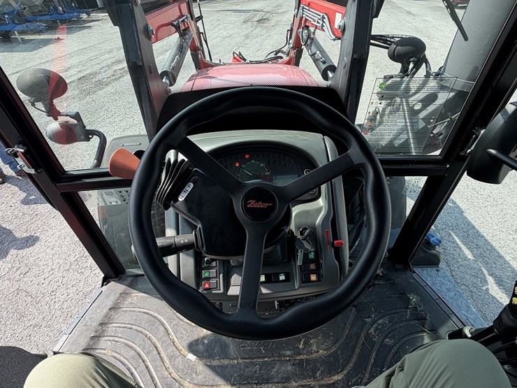 2021-zetor-p110-ps-w/-zm229p-loader-image-49