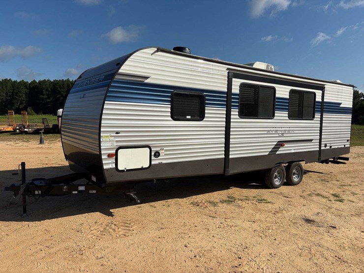 2022-forrest-river-"primetime-avenger-le"-bumper-pull-travel-trailer-image-1