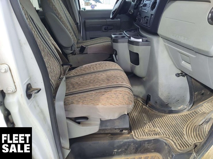 2012-ford-e-series-e-350-sd-xl-3dr-extended-passenger-van-image-15