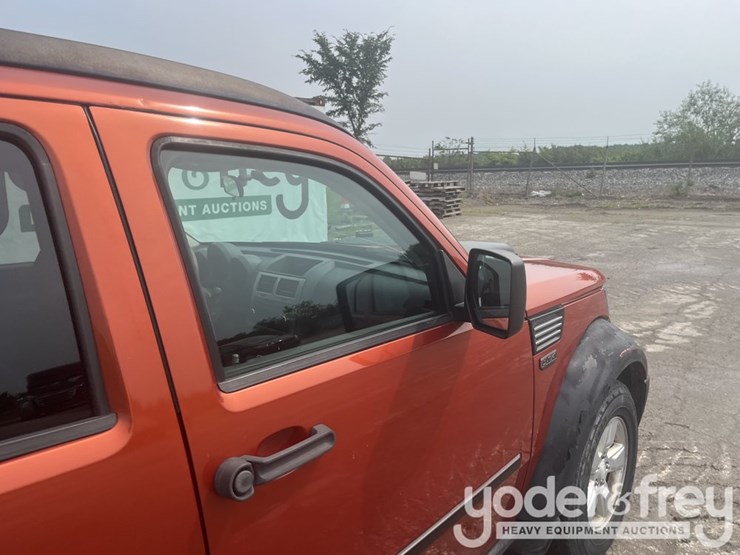 2008-dodge-nitro-image-31