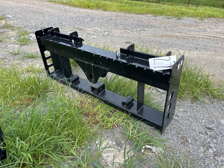 #27-•-pallet-fork-/-hay-spear-frame-for-skid-steer-image-1