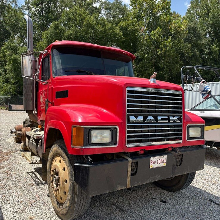 1998 MACK CH600