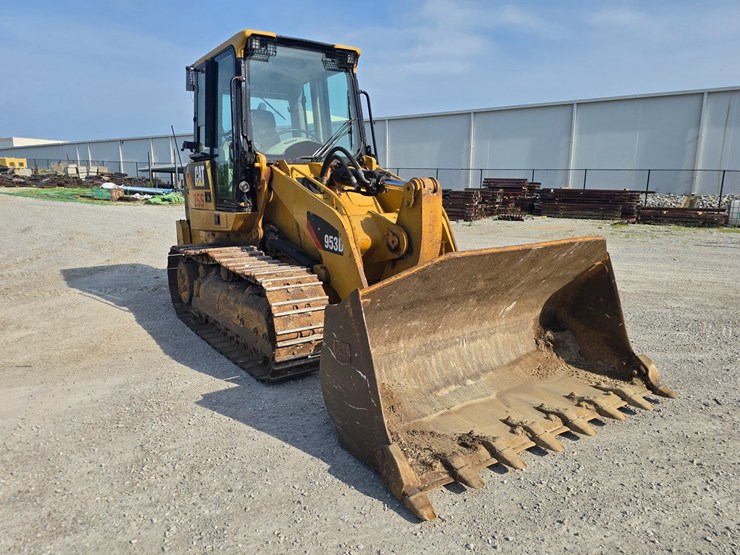 caterpillar-953d-image-22