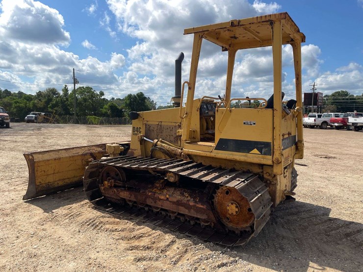 caterpillar-d4c-image-2