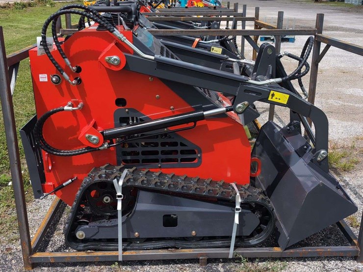 zjg-mini-skid-steer-loader-zj-380-(red)---15hp-image-2