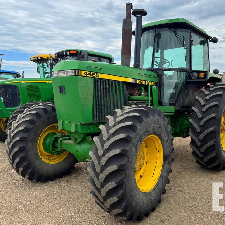 1990 JOHN DEERE 4455