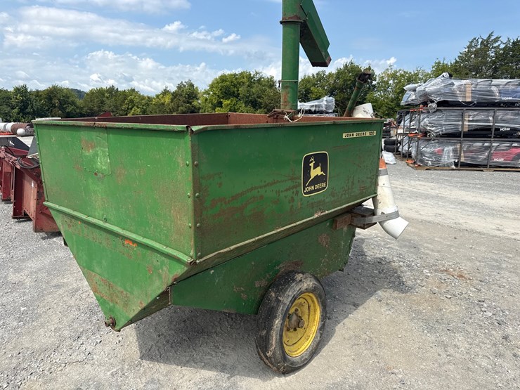 john-deere-100-image-4