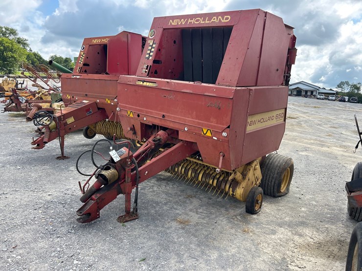 new-holland-650-image-1