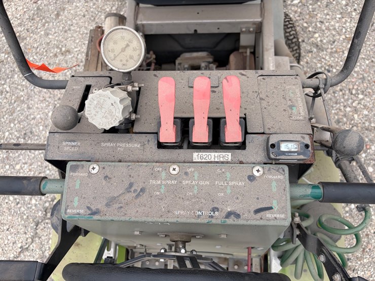#8389-•-turfco-t3100-spreader-image-6
