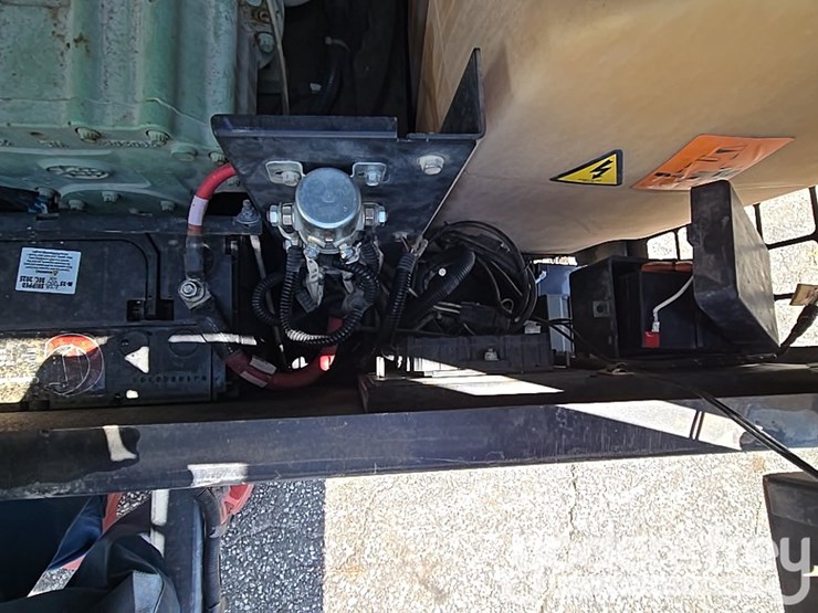 2020-sullair-425-cfm-image-18