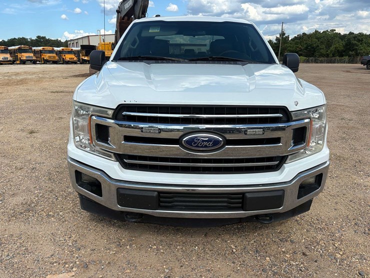2018-ford-f150-xlt-image-5