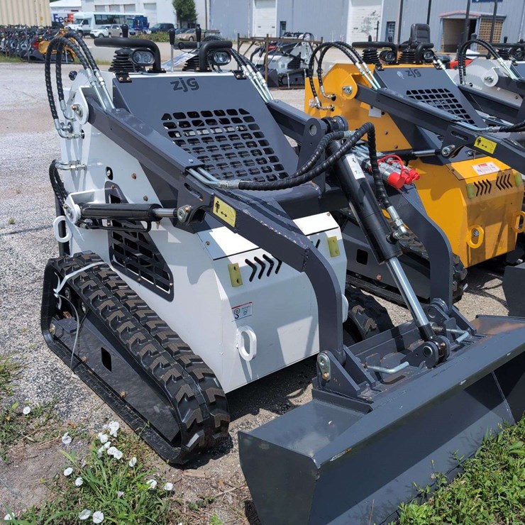 ZJG Mini Skid Steer Loader ZJ-380 (White) - 15HP
