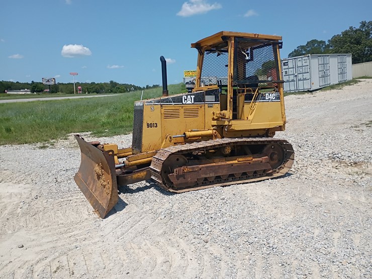 caterpillar-d4c-image-2
