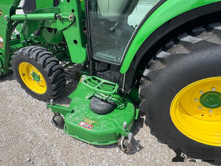 2023-john-deere-3033r-image-11
