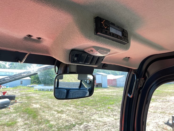 2020-kubota-rtv-x1100c-image-42