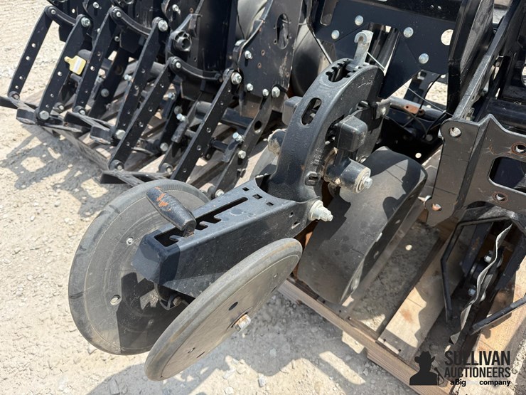 kinze-4000-series-row-units-(bid-per-unit)-image-16
