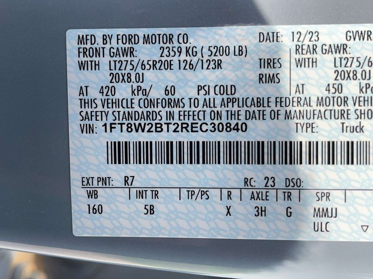 2024-ford-f250-image-13