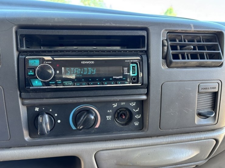 1999-ford-f450-image-28