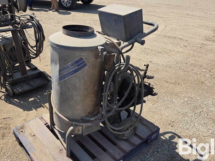 american-made-cleaners-hot-water-pressure-washer-image-5