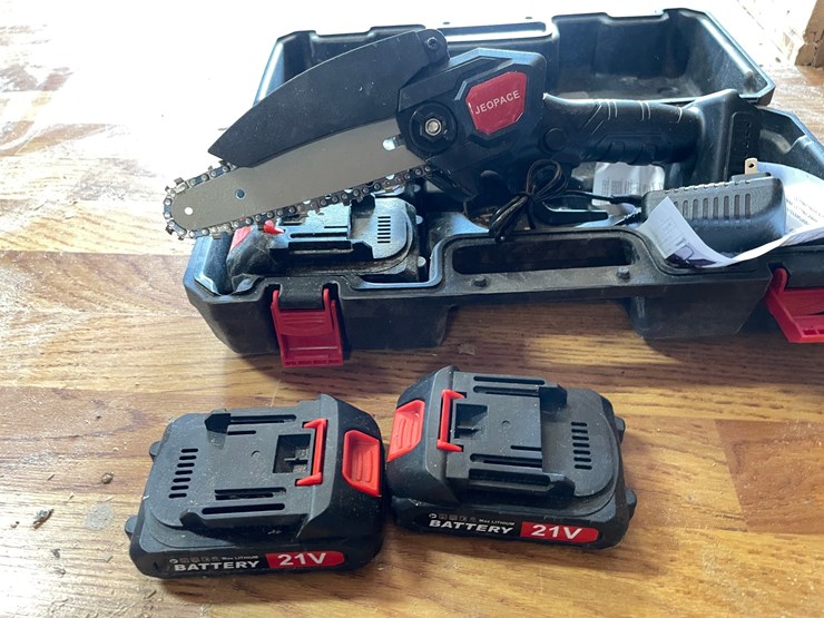 #10161-•-jeopace-lithium-electric-chainsaw-image-1
