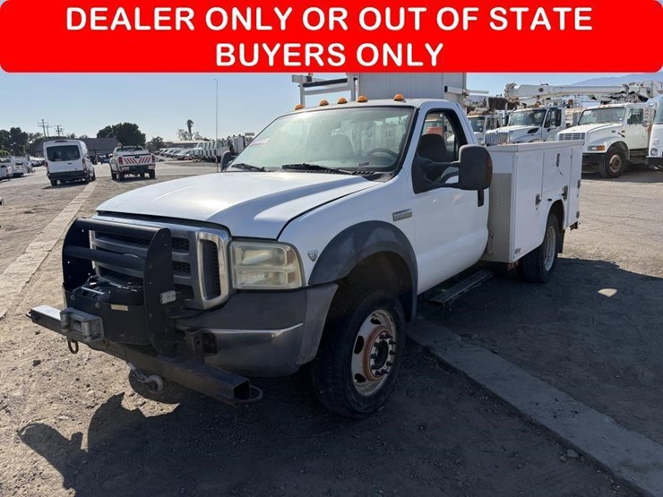 2006-ford-f450-image-1