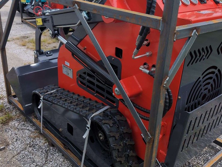 zjg-mini-skid-steer-loader-zj-380-(red)---15hp-image-6