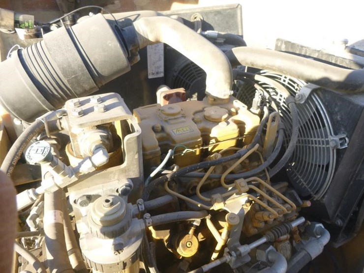 2013-caterpillar-cb22-image-20