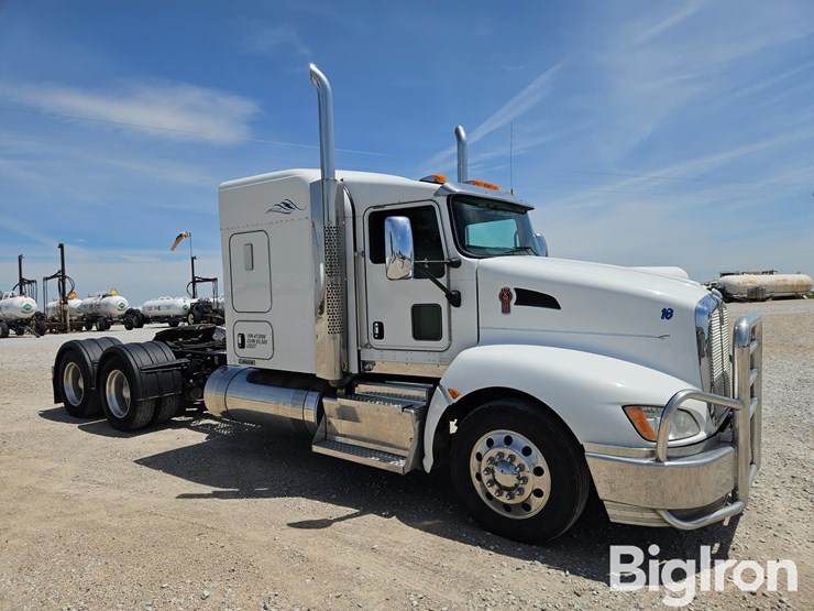 2014-kenworth-t660-image-3