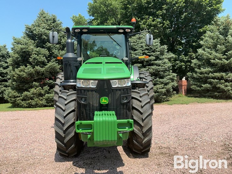 2018-john-deere-8245r-image-2